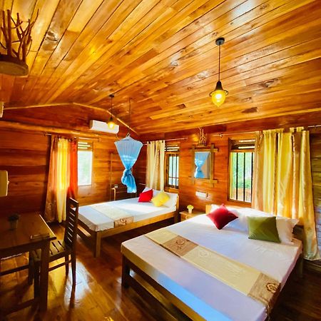 Thought Blooming Hotel Udawalawe Kültér fotó