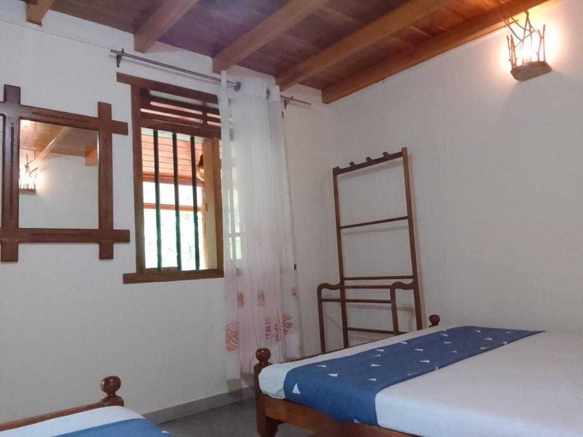 Thought Blooming Hotel Udawalawe Kültér fotó