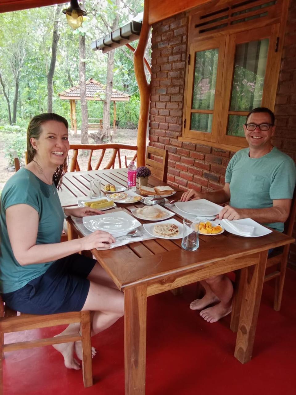 Thought Blooming Hotel Udawalawe Kültér fotó