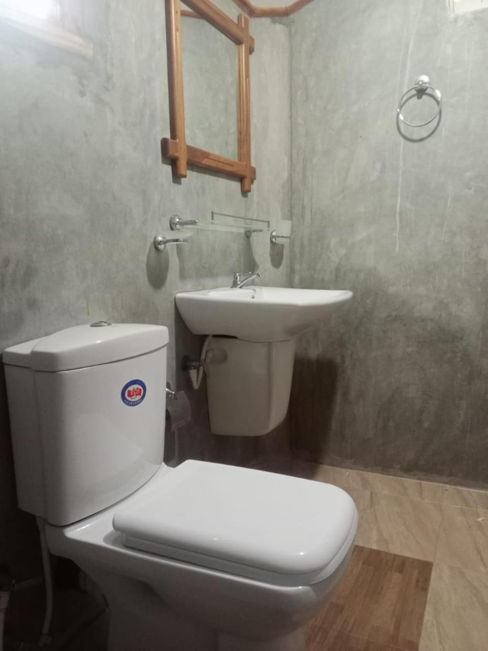 Thought Blooming Hotel Udawalawe Kültér fotó